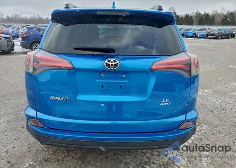 2016 Toyota Rav4 Le z USA, uszkodzony, nr VIN JTMBFREV3GD197328